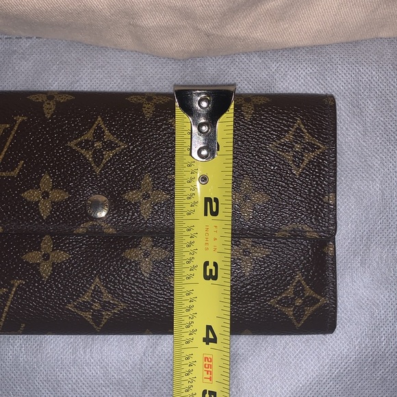 Authentic Louis Vuitton Pre-loved EUC Sarah Monogram Long Wallet - Picture 14 of 15